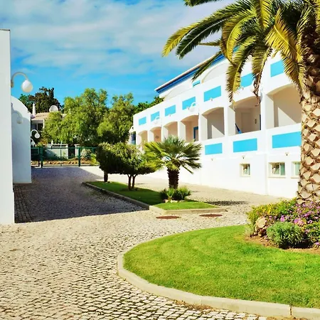 Oasis Beach - Studio